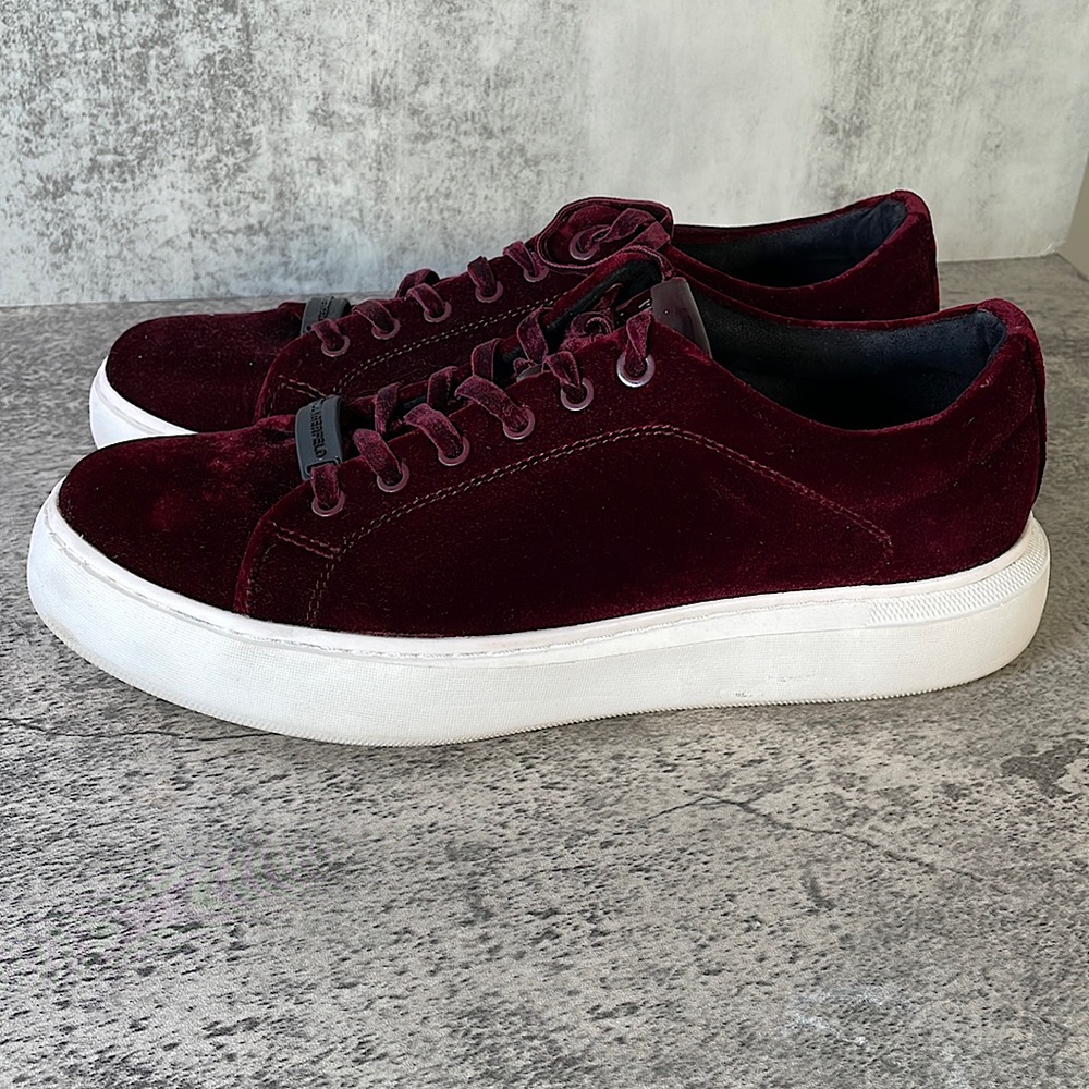 Karl Lagerfield Paris sneakers Size 41